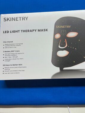 Skinetry Light Therapy Mask